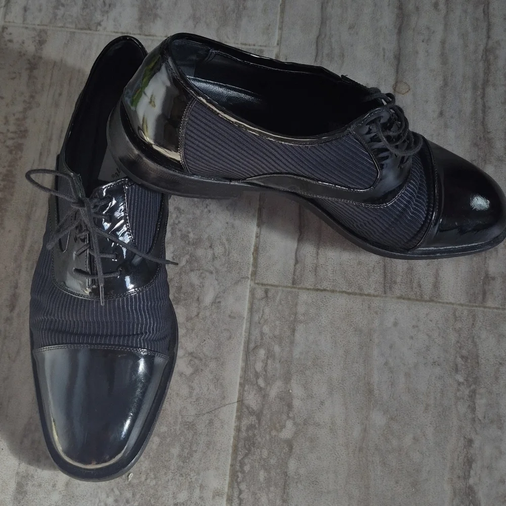 Meghan LA Men's Black Patent Leather Dress Shoes